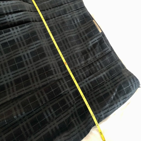 Authentic Burberry Women’s Pleated Skirt -sz 10 - Picture 9 of 10